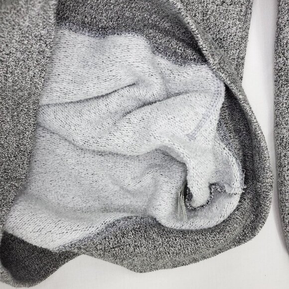 Roots Canada Hoodie Sweatshirt Mens XS Gray Beaver Velvet Logo Pullover Pockets - Picture 6 of 12